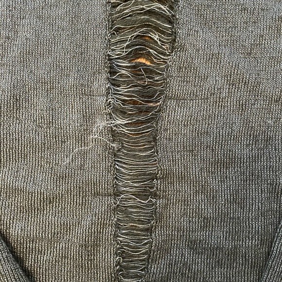 Elizabeth and James wool sweater - Picture 3 of 3